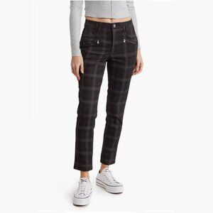 NWOT Plaid AB Tech High Waist Crop Plaid Pants